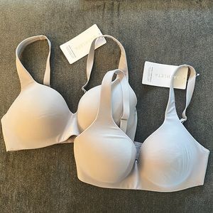 2 Athleta Ritual T Shirt Bra Size US 34 D New with Tags